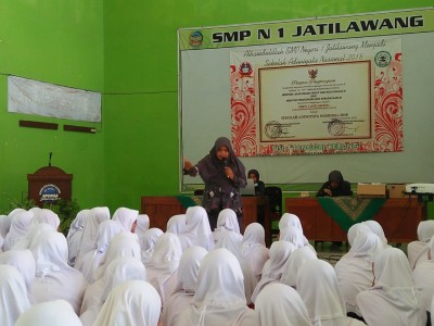 PENCEGAHAN PENYAKIT PADA REMAJA PUTRI MOU DENGAN PUSKESMAS JATILAWANG